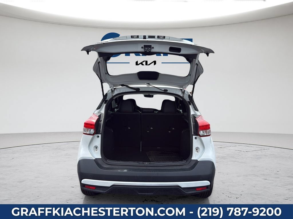 Used 2018 Nissan Kicks SR FWD image 25