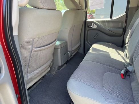 Used 2015 Nissan Frontier S image 15