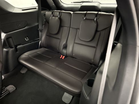 Used 2025 Ford Explorer Platinum w/ LUX Leather Package image 26