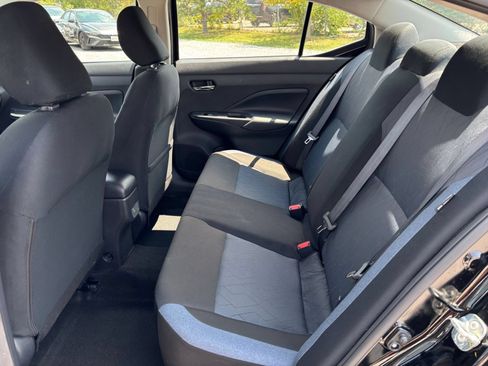 Used 2025 Nissan Versa SV FWD image 23