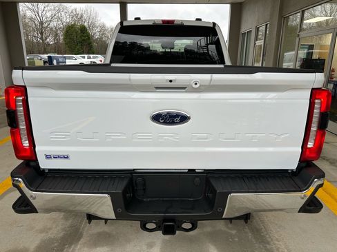 New 2026 Ford F250 Lariat image 13