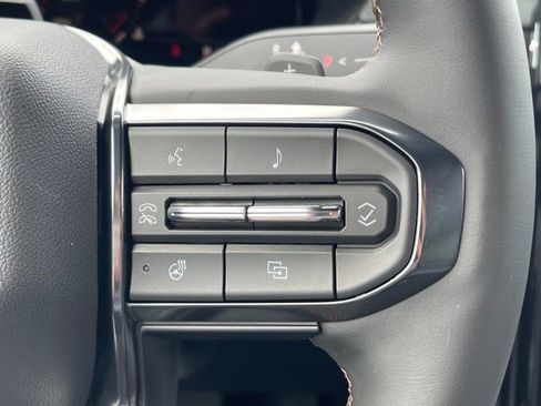 New 2025 GMC Acadia AT4 w/ Super Cruise Package image 7