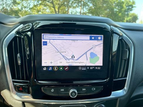 Certified 2022 Chevrolet Traverse RS w/ LPO, Floor Liner Package image 16