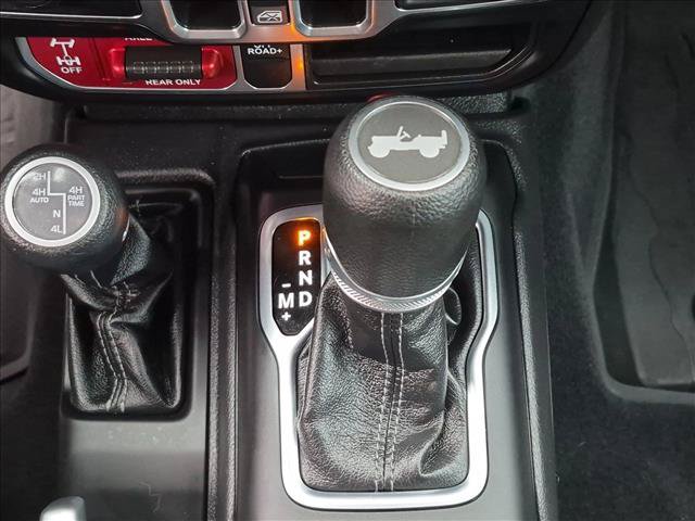 Used 2024 Jeep Wrangler Unlimited AWD/4WD image 12
