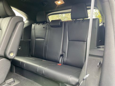 Used 2024 Toyota Highlander XSE image 51