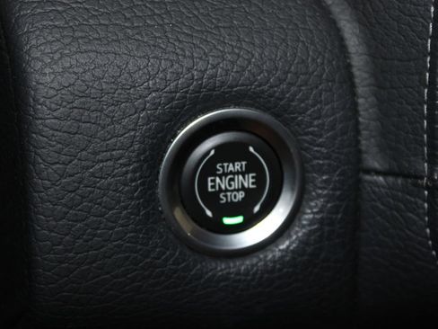 Used 2022 GMC Yukon Denali AWD/4WD image 27
