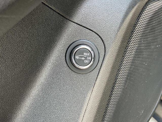 Used 2019 GMC Acadia SLE w/ LPO, Floor Liner Package AWD/4WD image 30