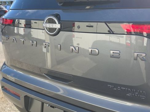 New 2026 Nissan Pathfinder Platinum w/ Cargo Package AWD/4WD image 11