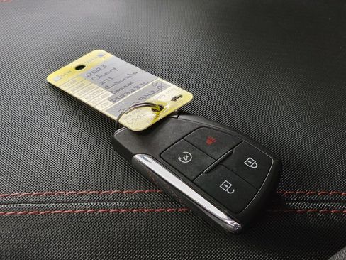 Used 2023 Chevrolet Colorado Z71 w/ Z71 Convenience Package 2 image 26