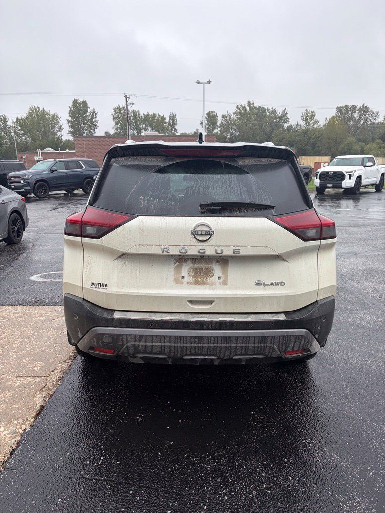 Used 2023 Nissan Rogue SL w/ SL Premium Package AWD/4WD image 4