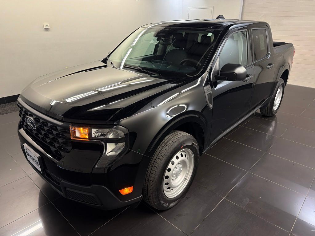 New 2026 Ford Maverick XL w/ Equipment Group 101A AWD/4WD image 3