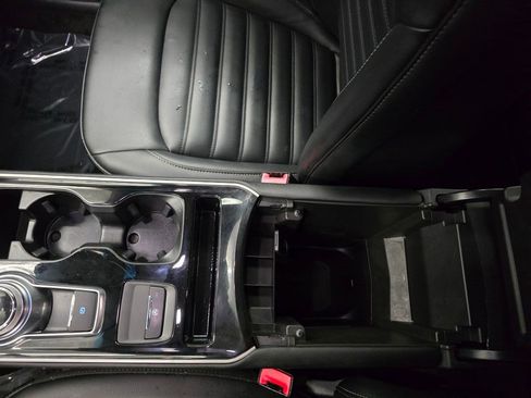Used 2019 Ford Edge SEL w/ Equipment Group 201A FWD image 26