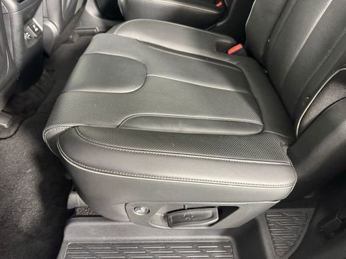 Used 2022 Hyundai Palisade Limited w/ Cargo Package FWD image 27