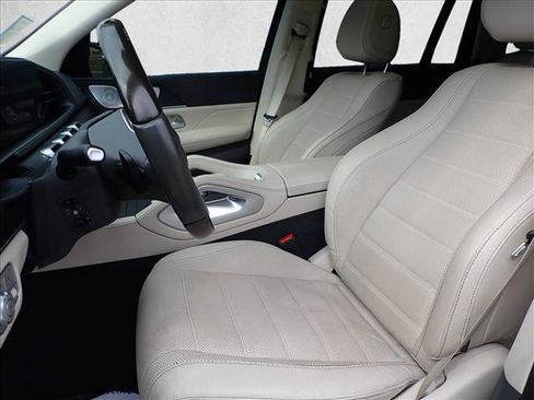 Used 2020 Mercedes-Benz GLS 450 4MATIC image 13