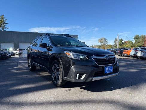 Used 2022 Subaru Outback Limited image 4