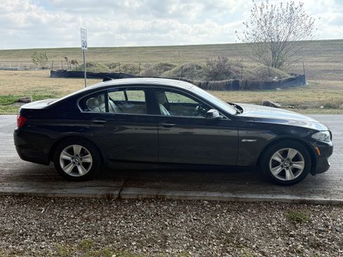 Used 2013 BMW 528i xDrive Sedan image 5