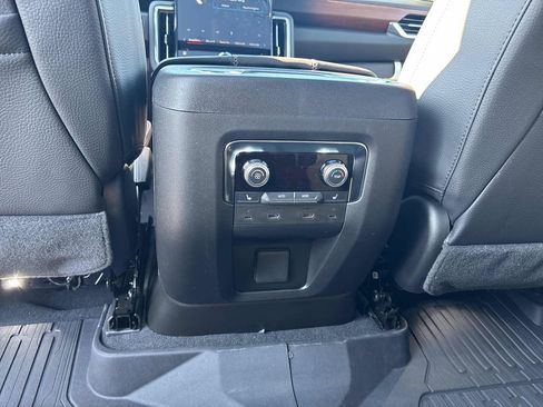 New 2026 GMC Yukon Denali image 26