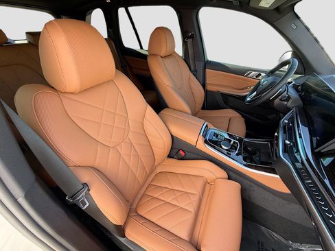 Used 2026 BMW X5 xDrive40i image 15