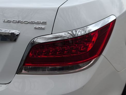 Used 2010 Buick LaCrosse CXL w/ Luxury Package image 11