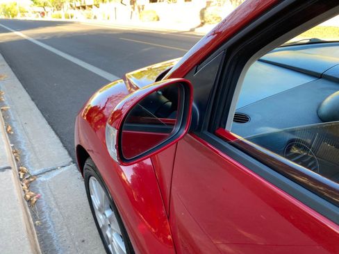 Used 2009 Volkswagen Beetle Coupe image 16