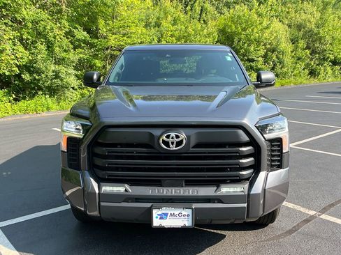 New 2025 Toyota Tundra SR5 w/ SR5 Convenience Package image 8