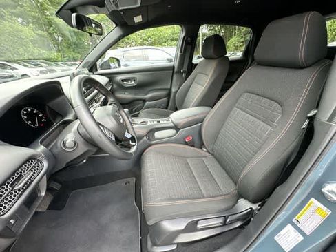 Used 2025 Honda HR-V Sport image 15