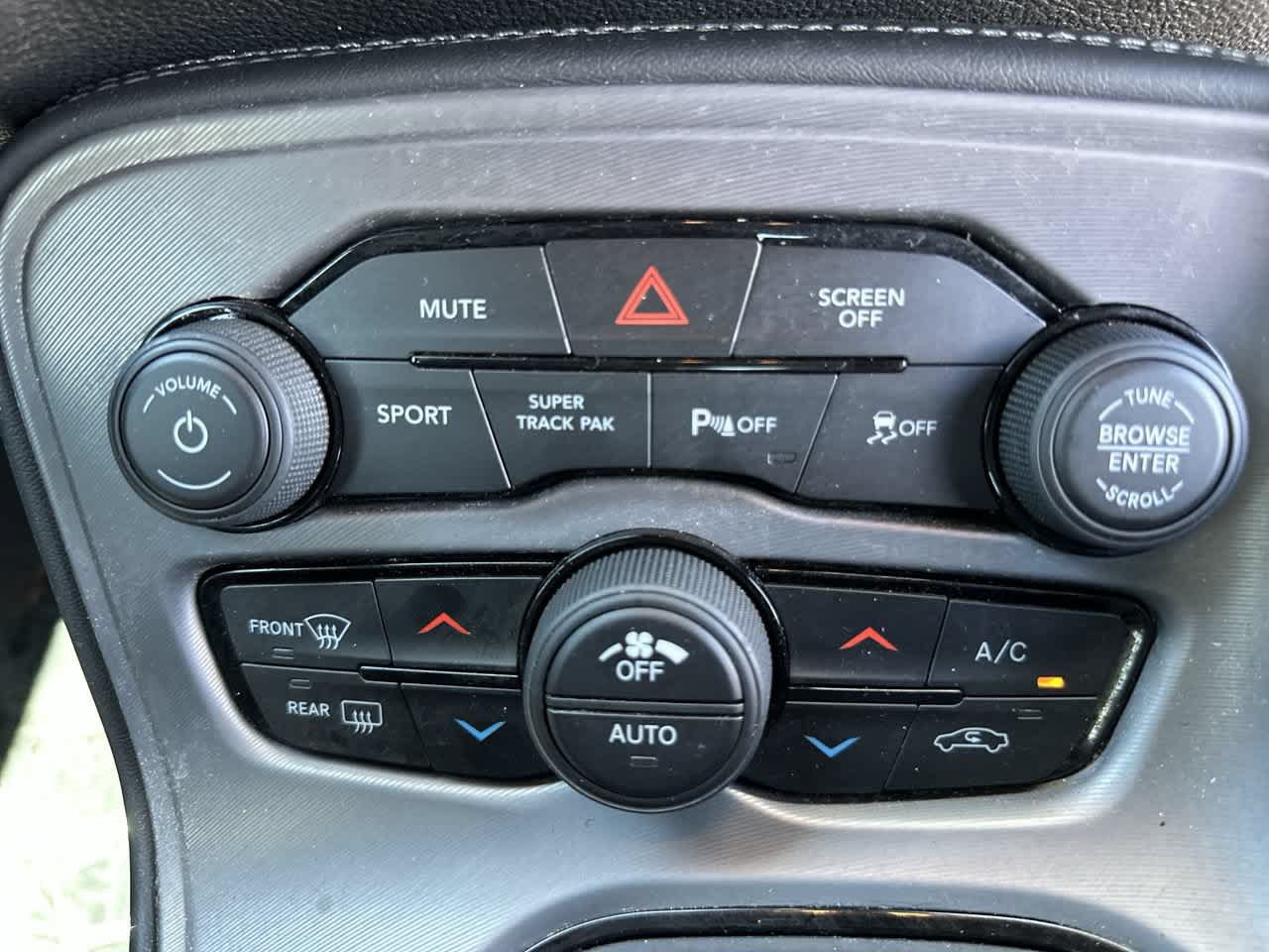 Certified 2023 Dodge Challenger GT RWD image 26