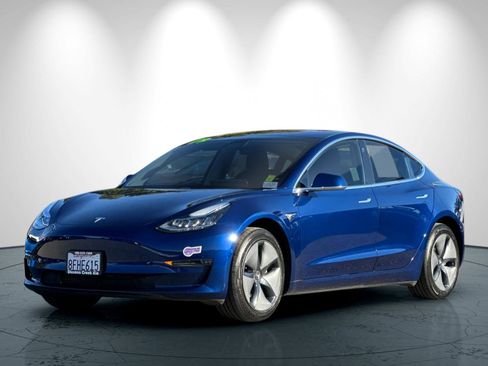 Used 2018 Tesla Model 3 image 8