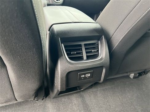 Certified 2024 Chevrolet Blazer LT w/ Convenience Package image 20