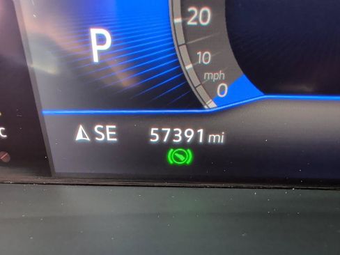 Used 2022 Volkswagen Taos SE FWD image 22