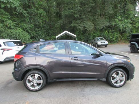 Used 2018 Honda HR-V LX image 4