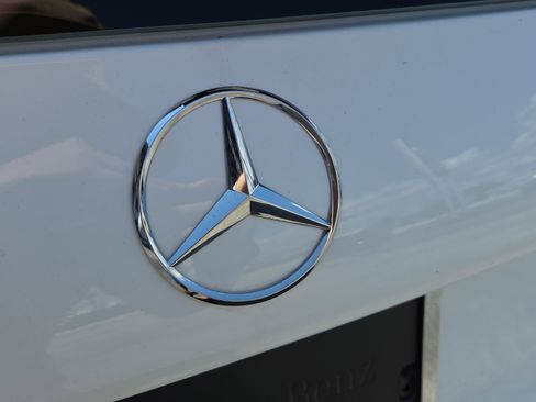 New 2026 Mercedes-Benz GLB 35 AMG 4MATIC image 40
