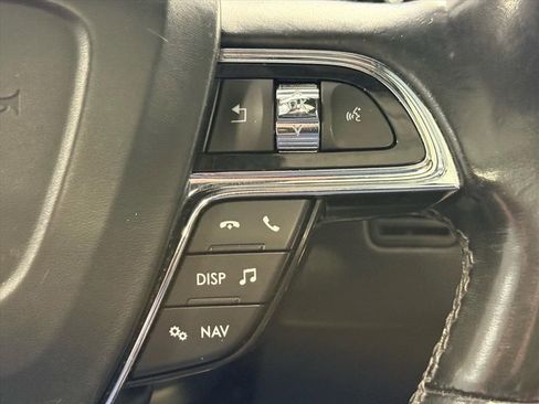 Used 2020 Lincoln Navigator Reserve image 24