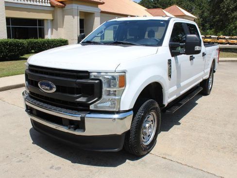 Used 2022 Ford F250 XL w/ Power Equipment Group AWD/4WD image 8