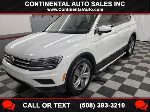 Used 2019 Volkswagen Tiguan SEL Premium w/ 3rd Row Seat Package image 1
