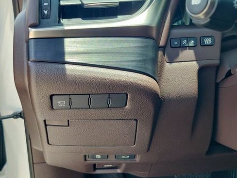 Used 2021 Lexus ES 350 w/ Accessory Package 2 FWD image 21