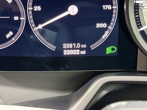 Certified 2024 Porsche 911 Carrera image 37