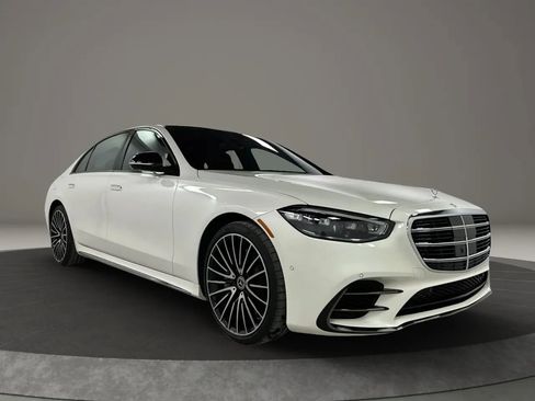 Used 2023 Mercedes-Benz S 580 4MATIC Sedan image 8