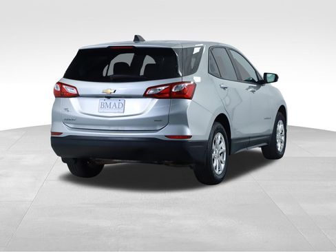 Used 2020 Chevrolet Equinox LS w/ LS Convenience Package AWD/4WD image 11