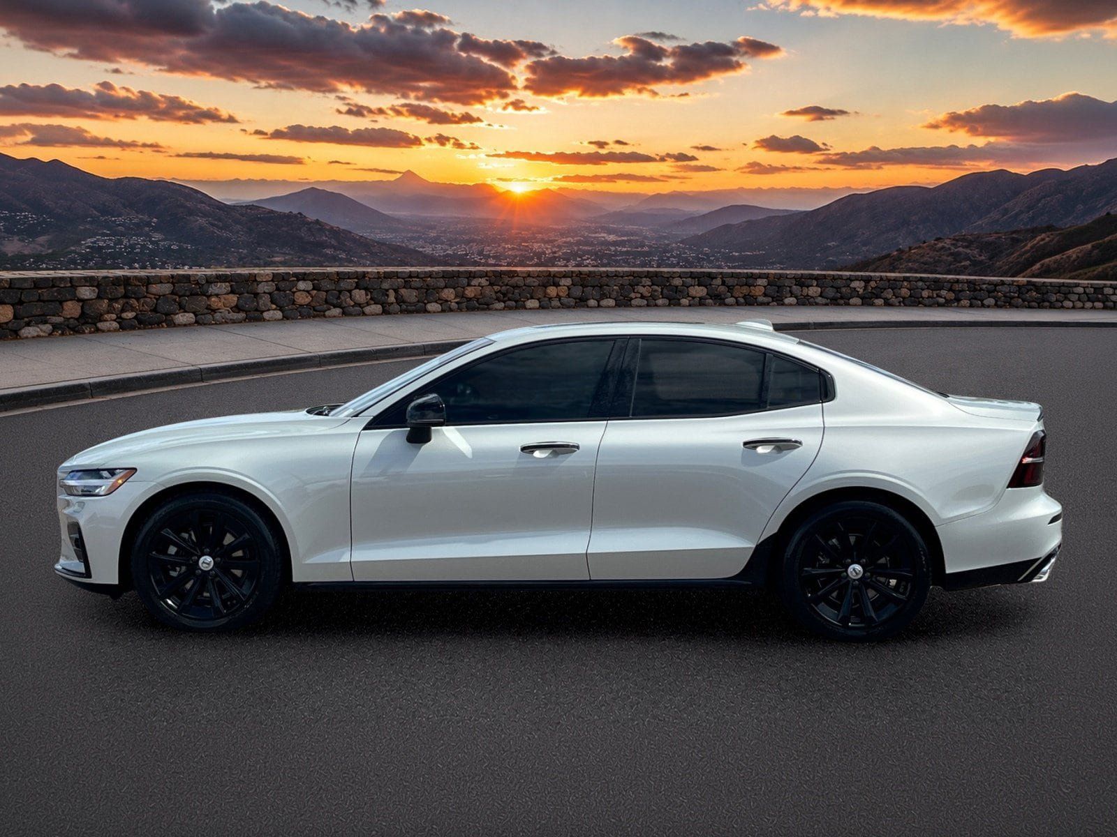 Used 2022 Volvo S60 B5 Momentum w/ Premium Package FWD image 3