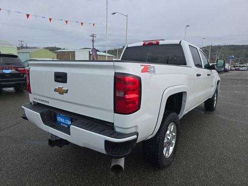 Used 2015 Chevrolet Silverado 3500 LT image 5