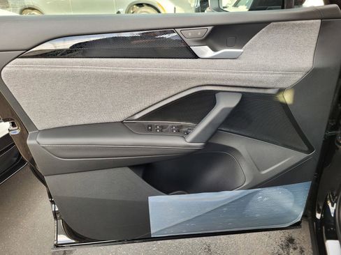 New 2026 Volkswagen Tiguan S image 17