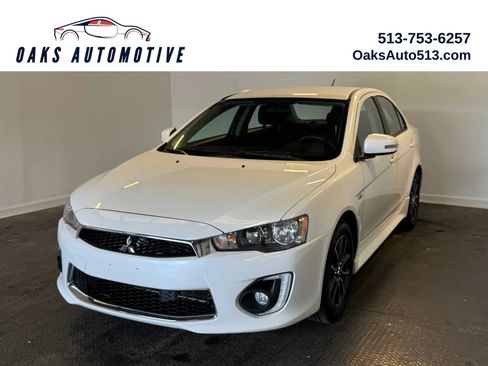 Used 2017 Mitsubishi Lancer ES FWD image 1