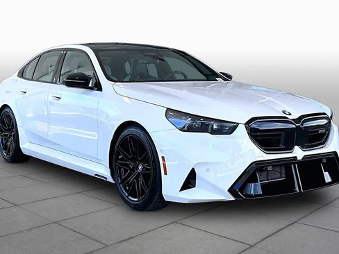 New 2027 BMW M5 w/ Executive Package AWD/4WD image 2