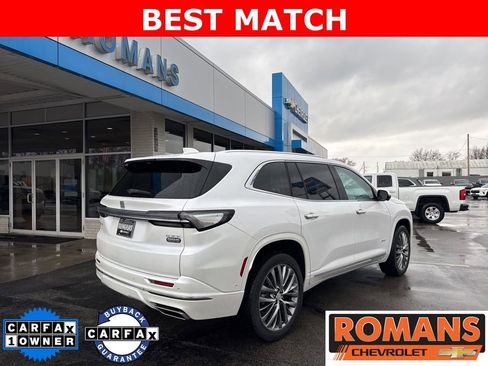 Used 2025 Buick Enclave Avenir w/ Super Cruise Package image 4