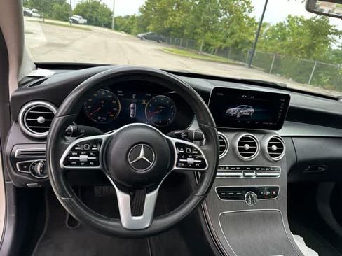 Used 2019 Mercedes-Benz C 300 4MATIC Sedan image 9