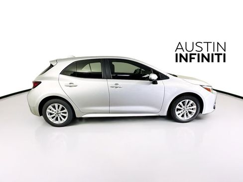 Used 2025 Toyota Corolla SE image 8