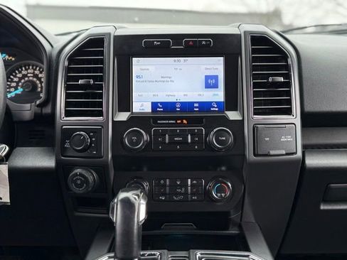 Used 2019 Ford F150 XLT w/ Equipment Group 302A Luxury image 17