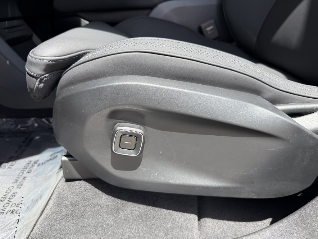 Used 2025 Volvo EX90 Plus AWD/4WD image 30