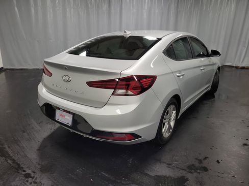 Used 2019 Hyundai Elantra Value Edition FWD image 9